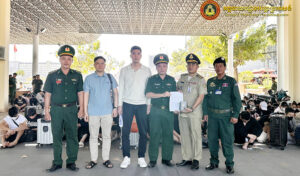 ベトナム人175人をオンライン詐欺行為関与で国外追放