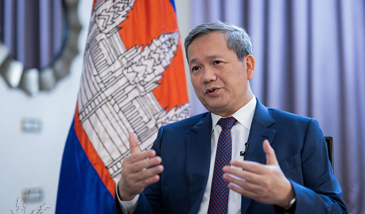 フン・マネ氏、タイとの国境紛争で平静を保とうと努める