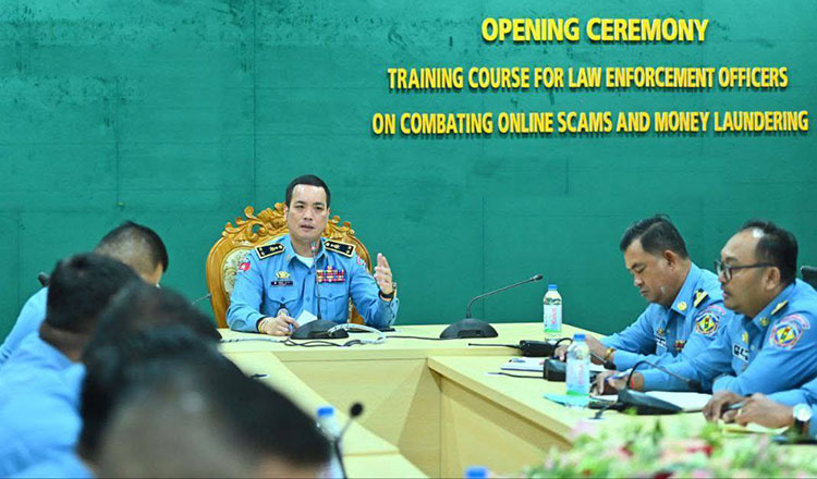 事故率の上昇で、プノンペン都交通警察は「罰金」を再開に