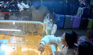 シェムリアップ 麻薬強盗犯が金の強奪後に逮捕