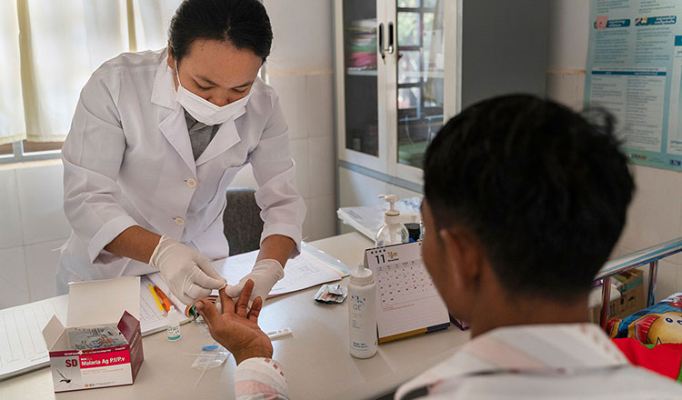 保健当局  マラリアの完全撲滅を目指す中、症例は84%急減