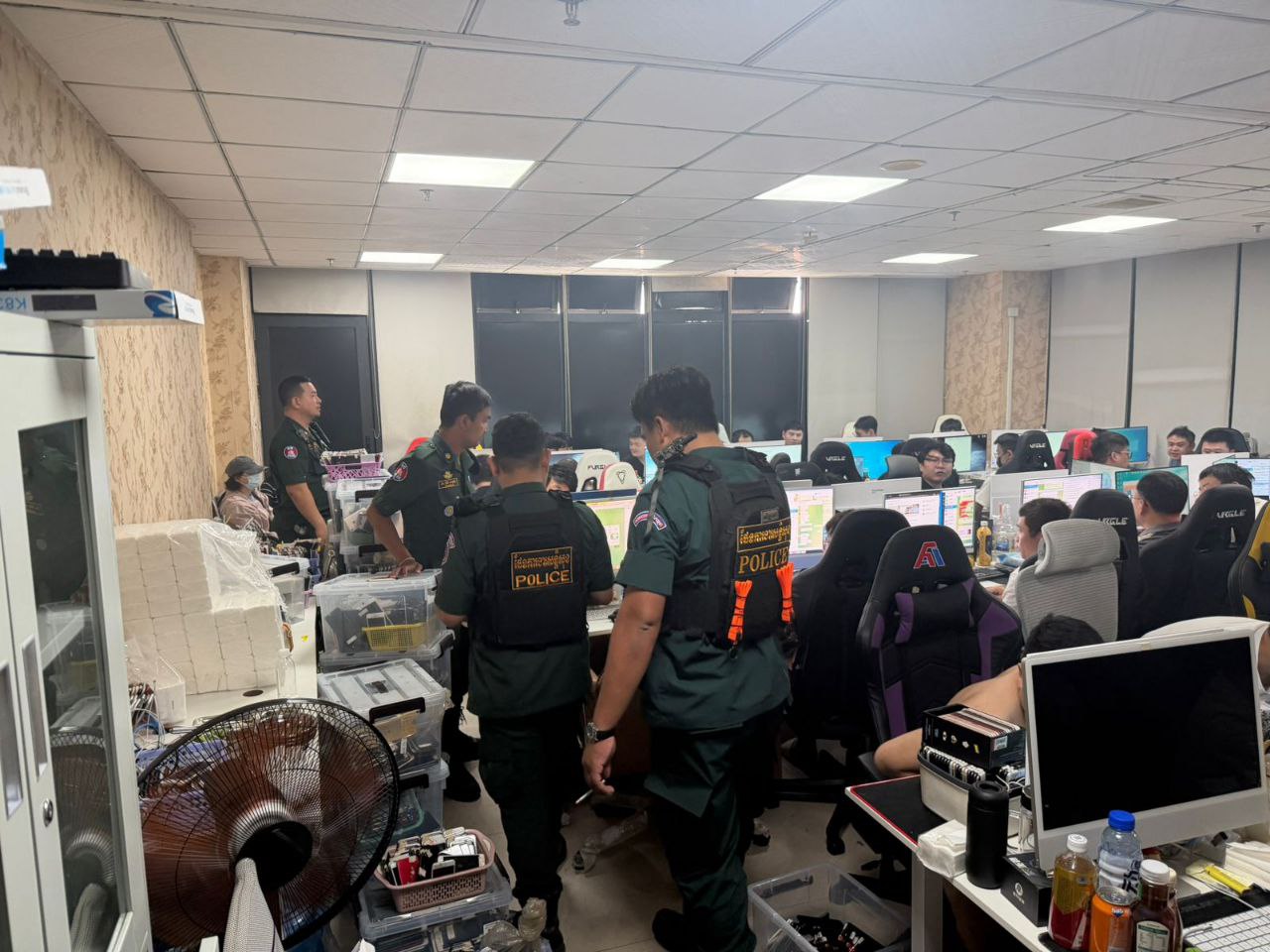 シハヌークビルで800人拘束か　日本人も、特殊詐欺の疑い