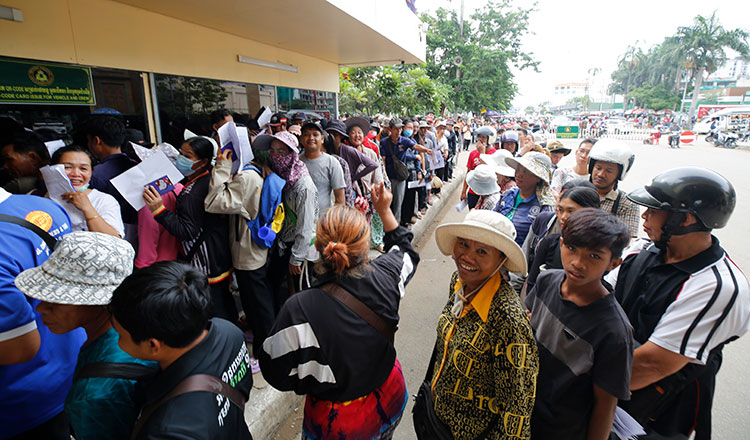 労働省  タイのカンボジア人出稼ぎ労働者の入国禁止措置を軽視