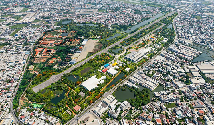 旧プノンペン国際空港は、文化的なランドマークへ準備