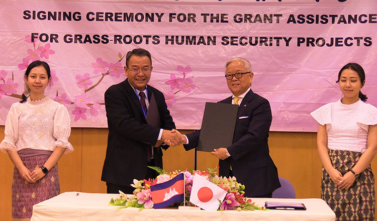 日本　水道の復旧と小学校建設に30万ドル以上を無償援助