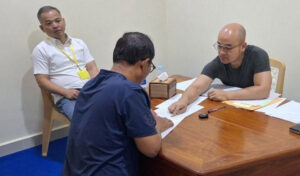 41の銀行口座に100万ドル、税関職員の汚職規模が明らかに