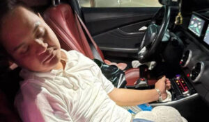 防犯カメラの映像によるとプノンペンでの事故に関与の車運転は息子ではない?!!