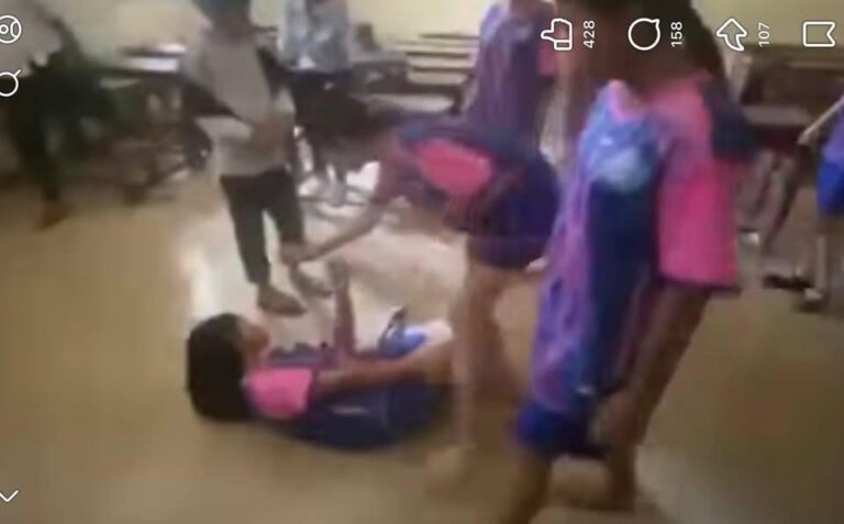 女子生徒のいじめの写真がネット上で物議