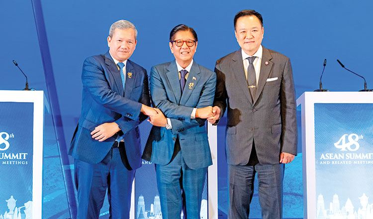 カンボジアとタイ、フィリピンASEAN議長主催の会談で協議を実施