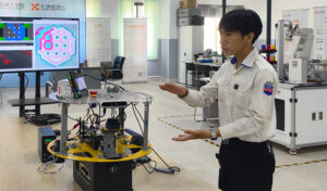 国立工科大 レストランや産業用途向けの自律型配送ロボットを開発