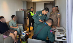 プノンペンで中国人の詐欺団、ポルノ関連の組織が摘発される