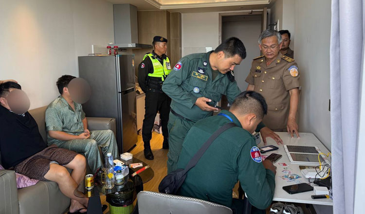 プノンペンで中国人の詐欺団、ポルノ関連の組織が摘発される