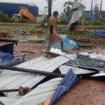 コンポンスプー州の暴風雨で家屋に被害