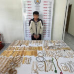 プノンペン　40万ドル相当の宝石強盗事件で男を逮捕　盗品を被害者に返還