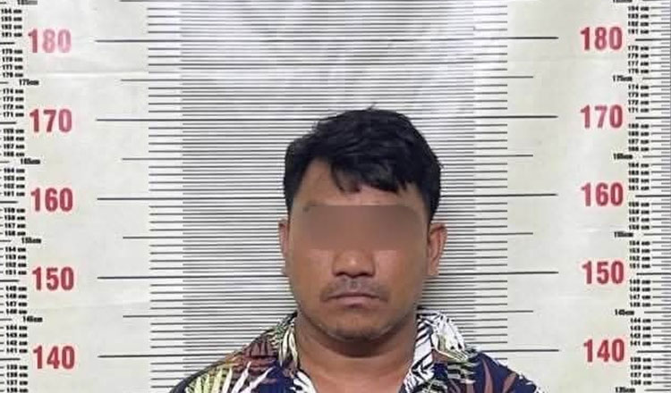 カンダル州のスクールバス運転手が性的暴行と児童ポルノの容疑で逮捕